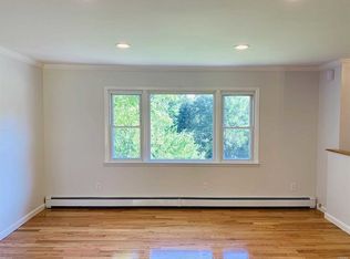 15 Cregan Pl, Monroe, NY 10950