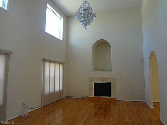 5th image of 1308 Glen Burnie Ct