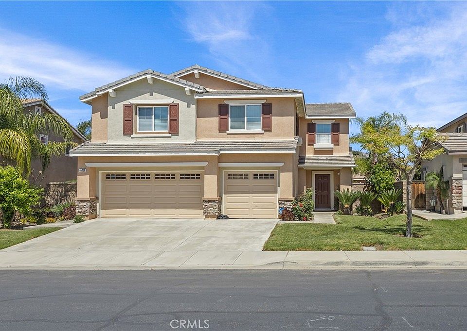 1st image of 45020 Sonia Dr