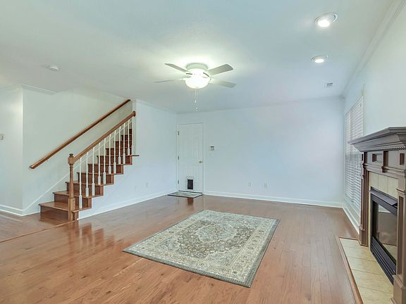 3rd image of 13012 Peach View Dr
