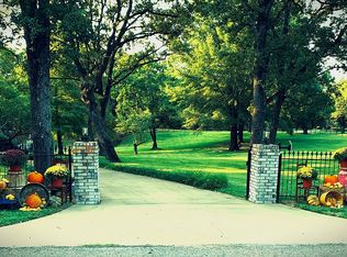 101 Glenn Rd, Mabank, TX 75156