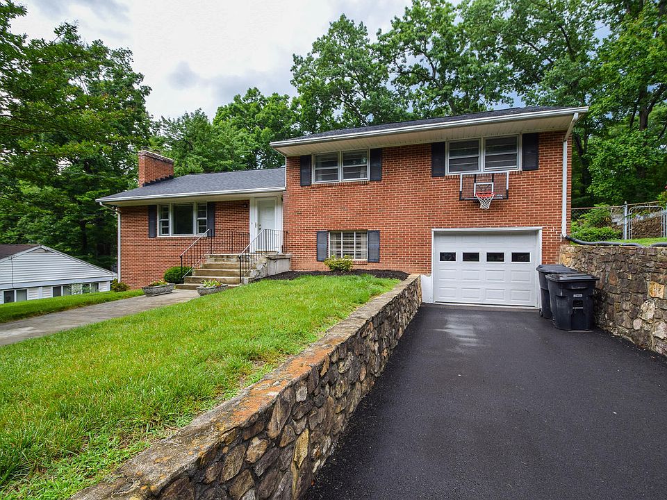 1st image of 3049 Timberlane Ave