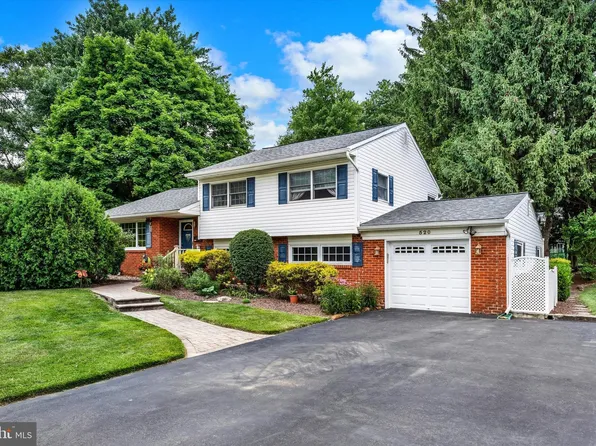 520 Stevens Rd, Morrisville, PA 19067