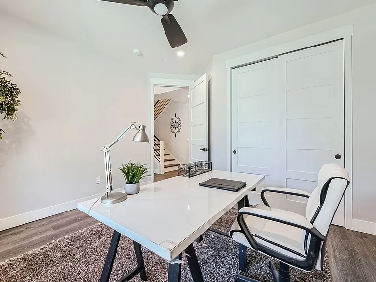 567 Canary Ln — Photo 27