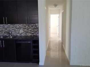 1221 N 70th Way, Hollywood, FL 33024