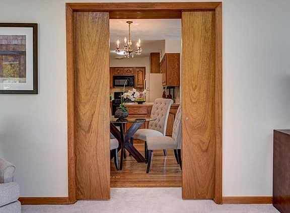4th image of 43 Armat Ct