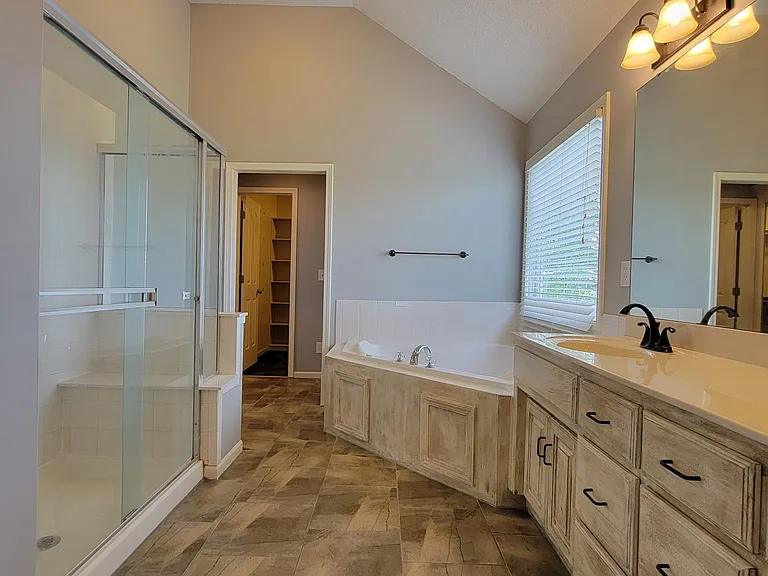 1865 W Ferrel Dr — Photo 26