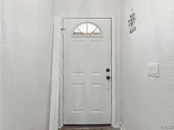 3rd image of 334 S Raymo Ter