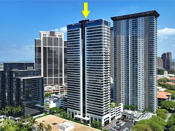 876 Curtis St APT 4002, Honolulu, HI 96813