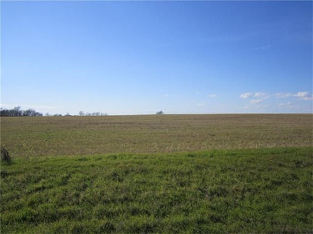 2nd image of 2077 County Road 432