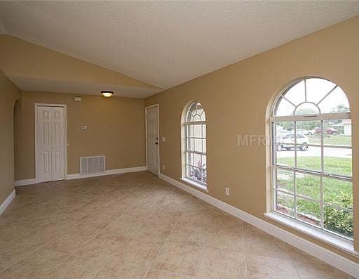 2nd image of 1031 E Hancock Dr
