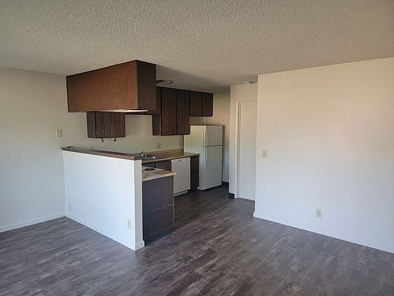 4th image of 724 Kerryjen Ct #A