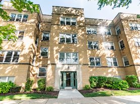 4307 N Troy St, Chicago, IL