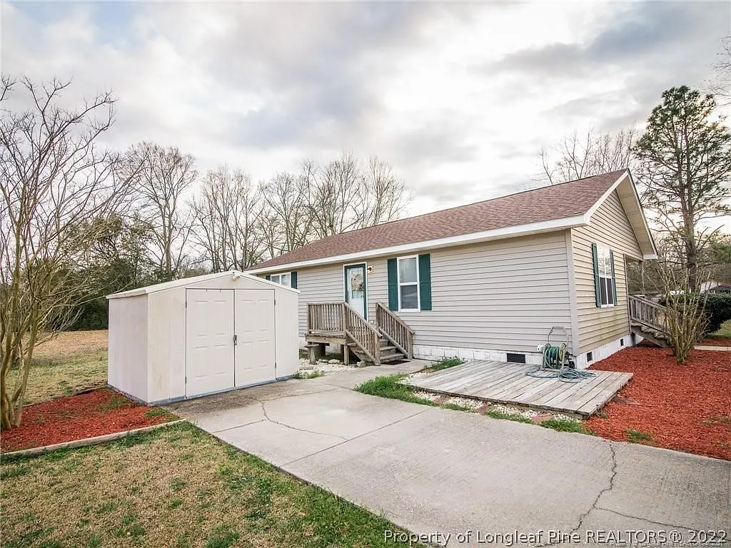 3 bed, 2.0 bath, $1,200 — Photo 1