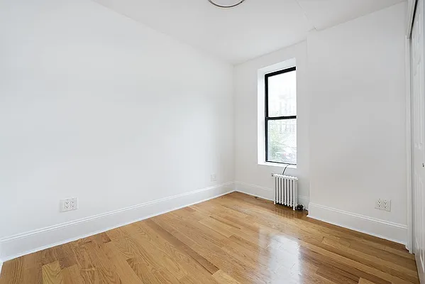 Rented by Bold New York | media 11