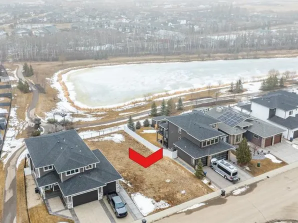 73 Valli Close, Sylvan Lake, AB T4S 0P2