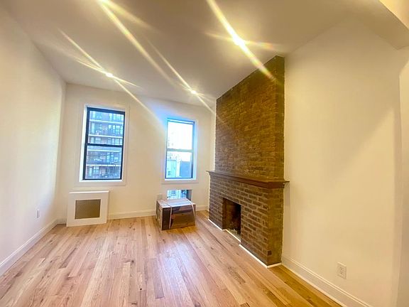 5th image of 533 3rd Ave #Phz