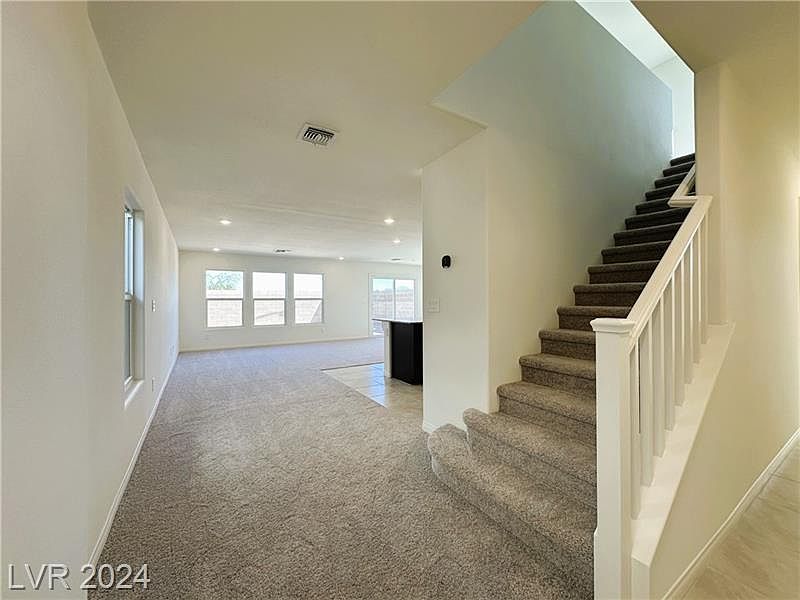 1st image of 9596 Dollardton St