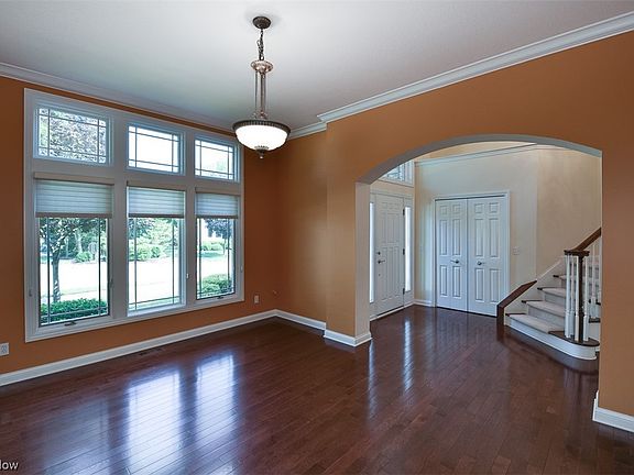 4th image of 30973 Walden Dr #49