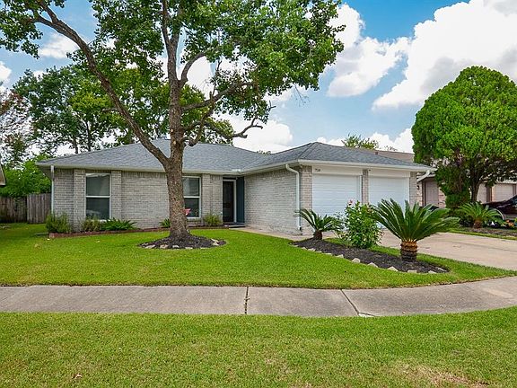 2nd image of 7514 Trabajo Dr