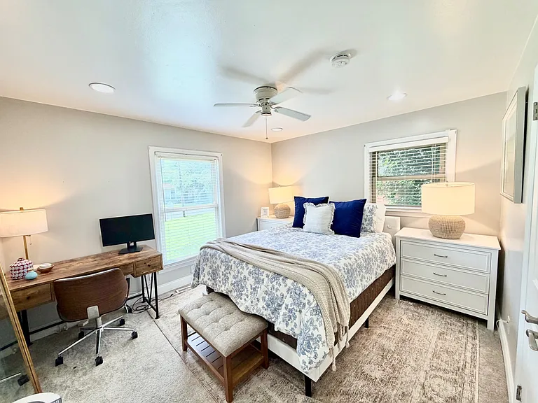 1721 Edgewater Dr — Photo 25