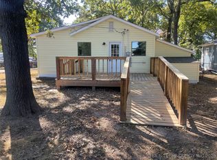 175 Line Cir, Locust Grove, OK 74352