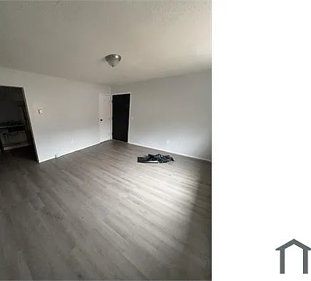 1520 Brooke Park Dr #1 — Photo 3