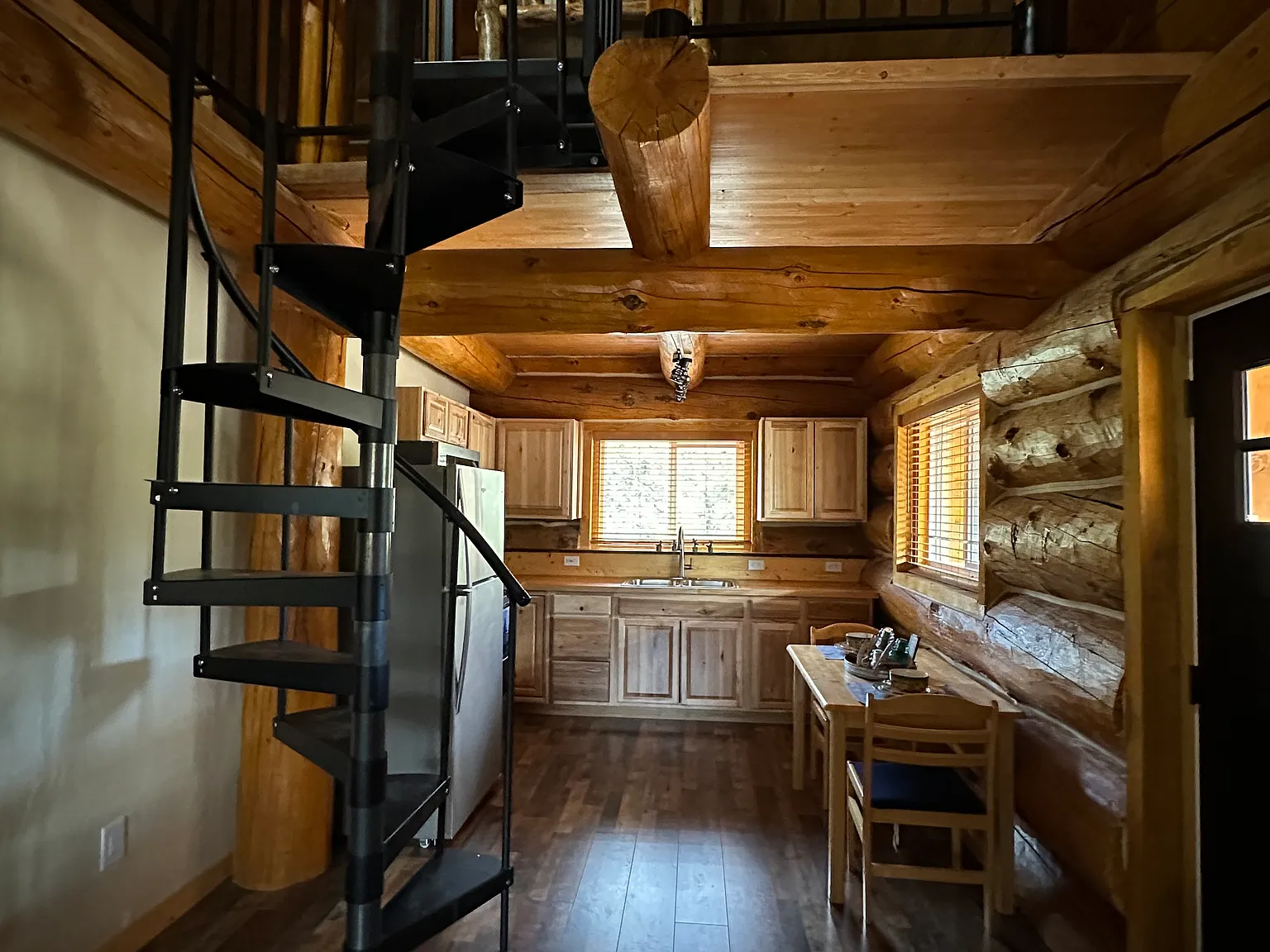 2 bed, 1016 sqft, $1,750 — Photo 2
