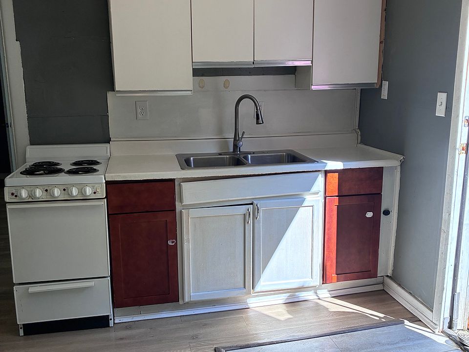 1st image of 2626 Wilson St APT 2
