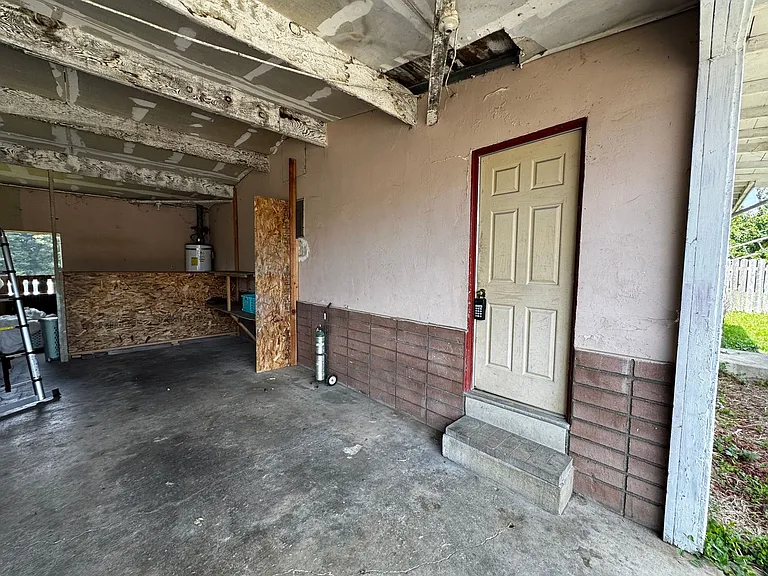 4136-4142 Walnut St — Photo 2