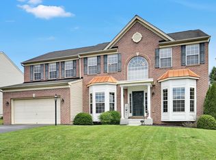 2720 Quaker Ct, York, PA 17408