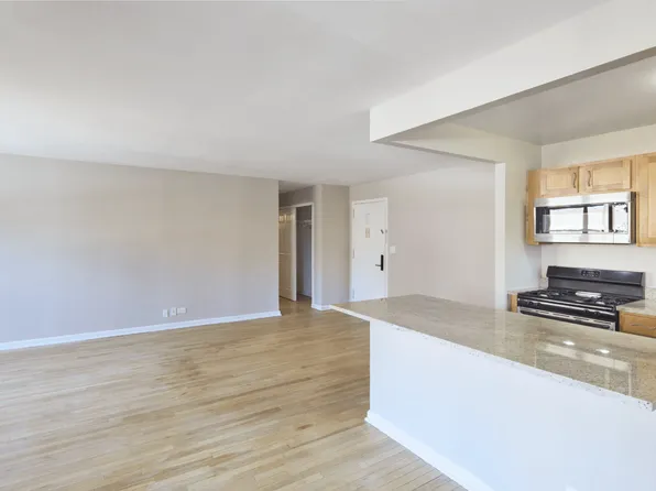 310 Greenwich Street image 5 of 12