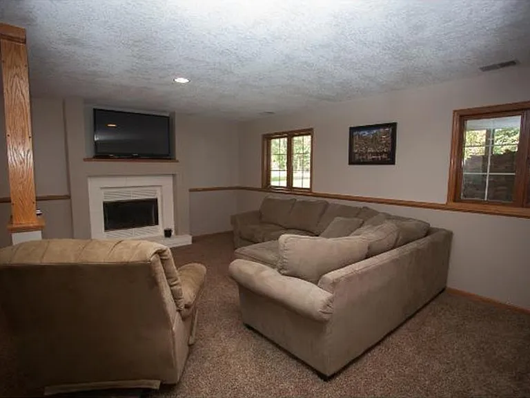 4155 Pennsylvania Ave — Photo 14