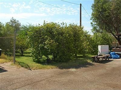 3rd image of 887 El Dorado Ave