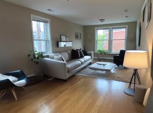 53 Chelsea St #3D, Boston, MA 02128