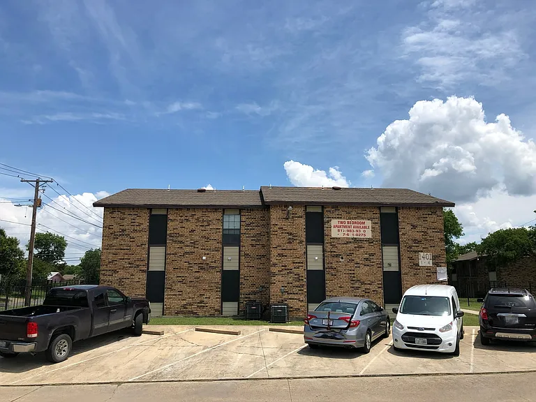 1401 Pryor Pl — Photo 1
