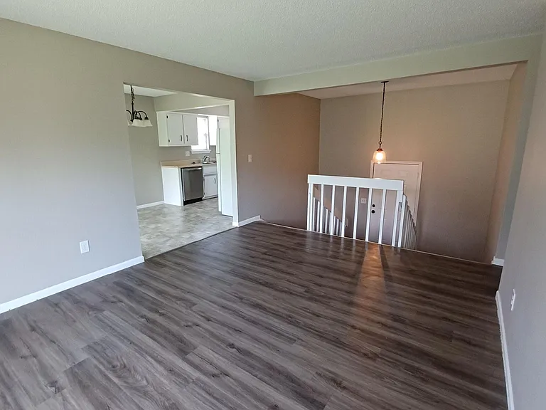 7006 N Chas Dr — Photo 5