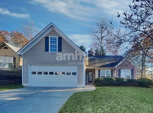 951 Garden Oak Ct, Lawrenceville, GA 30043