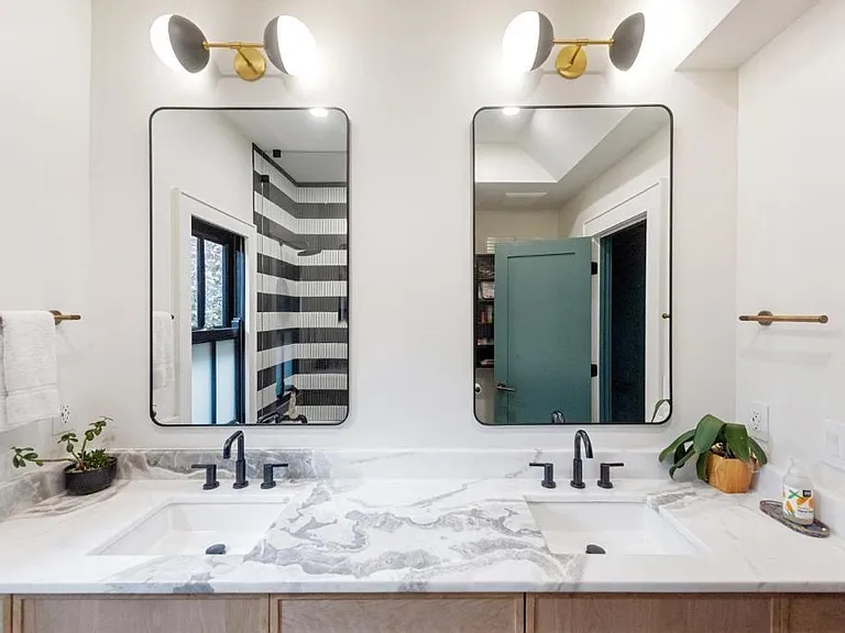349 N Highland Ave NE #MH — Photo 43
