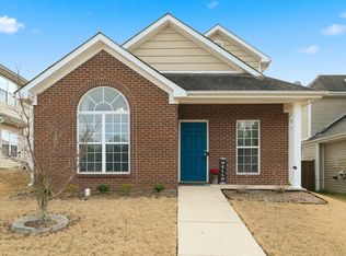286 Village Dr, Calera, AL 35040