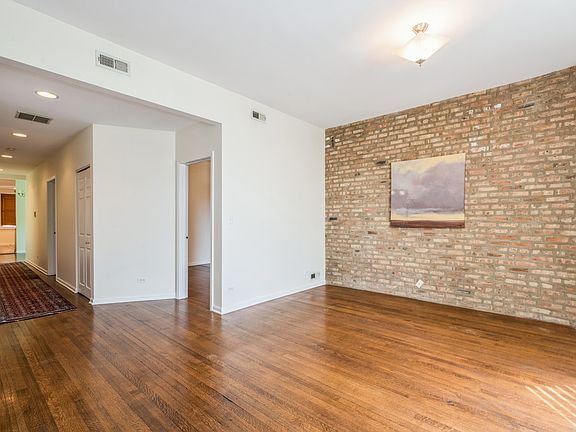 5th image of 4520 N Magnolia Ave APT 3N