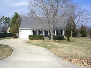 5 Blake Ct, Durham, NC 27712