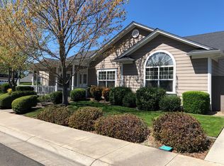 216 Meadowbrook Dr, Central Pt, OR
