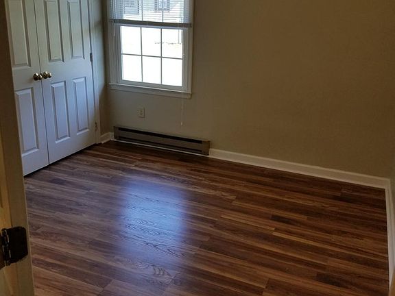 5th image of 133 Meadowbrook Dr