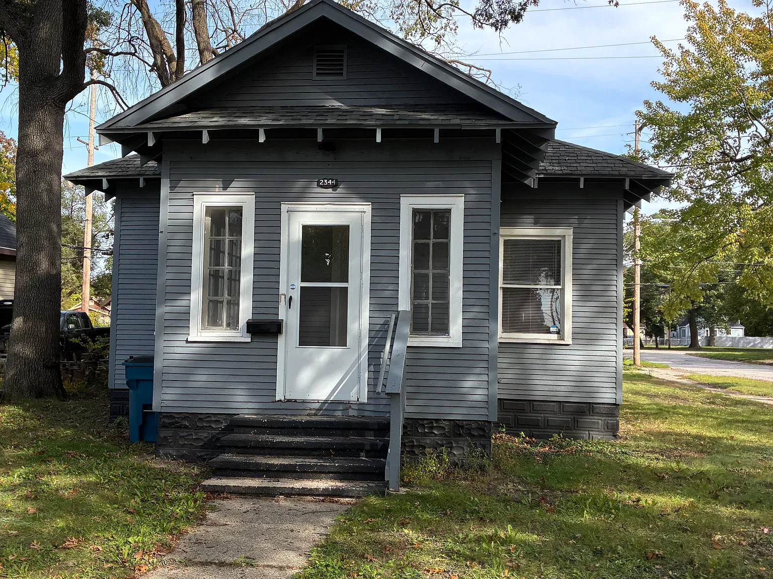 2 bed, 876 sqft, $1,300 — Photo 1