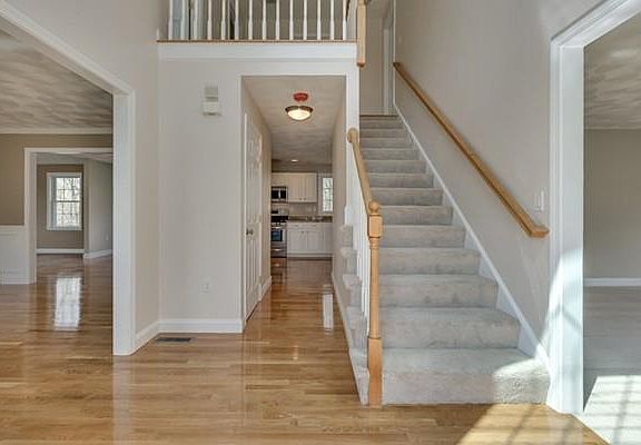 3rd image of 281 Oakland Ave