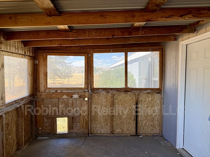 2 bed, 2.0 bath, 980 sqft, $1,300 — Photo 4