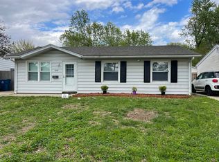 1608 Fairfield Dr, Springfield, IL 62702