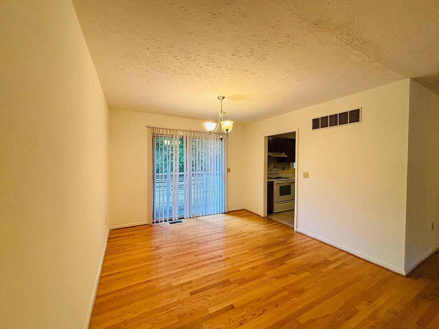 3 Bedroom 3 Bath House — Photo 3