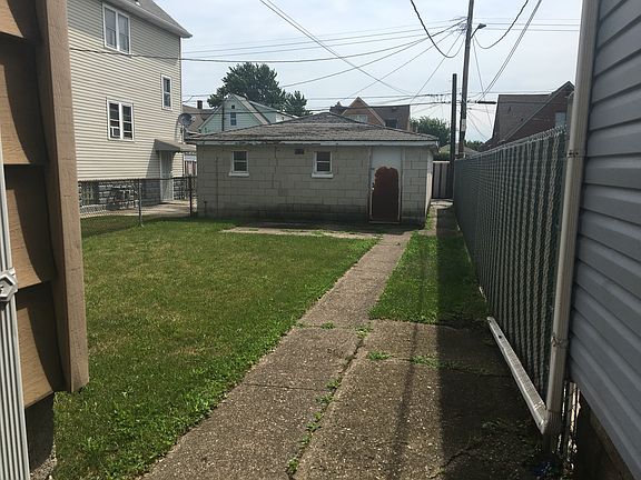 2nd image of 4927 White Oak Ave #Home